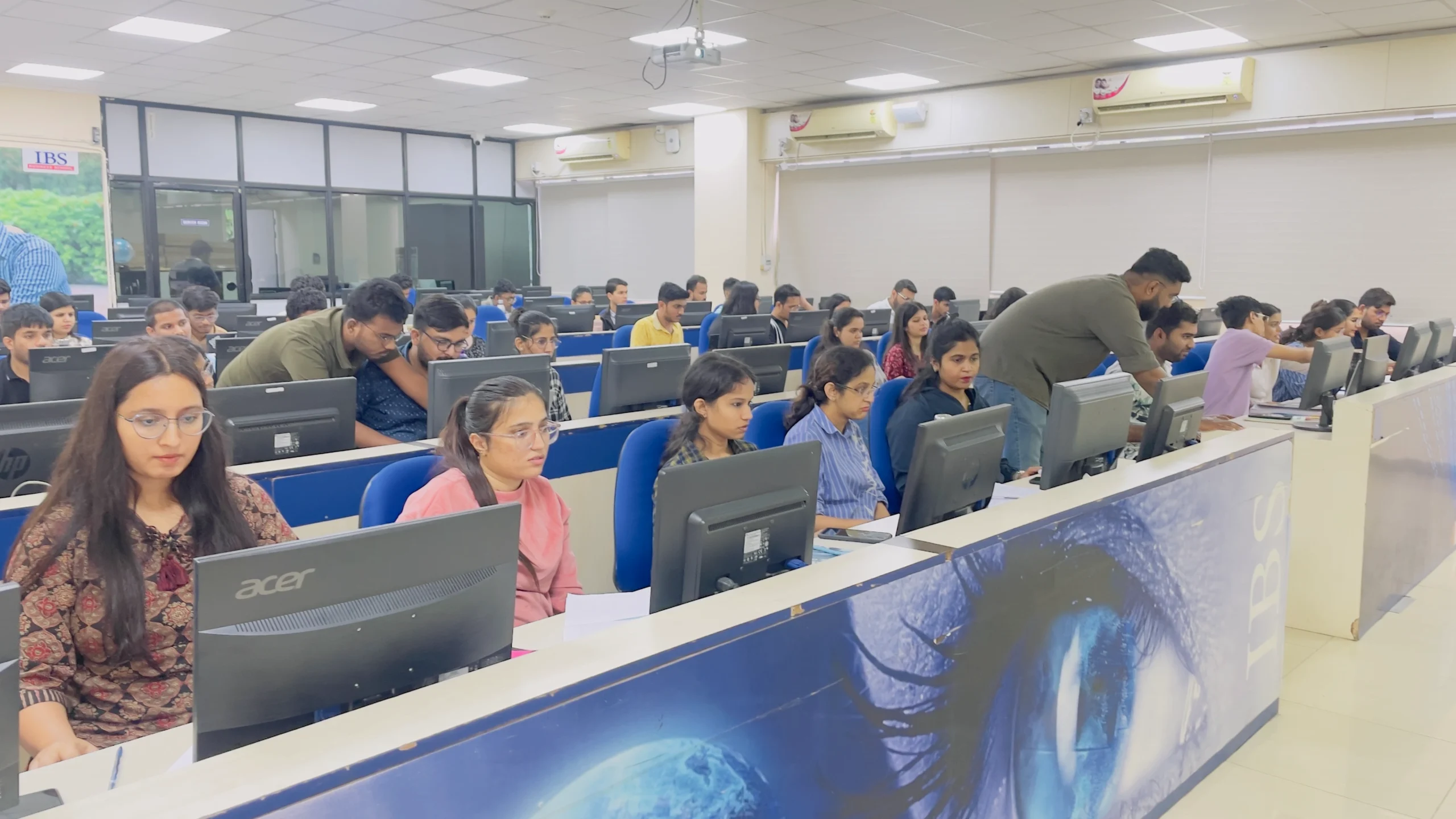 MentorMeCareers finance workshop at IBS ICFAI Pune
